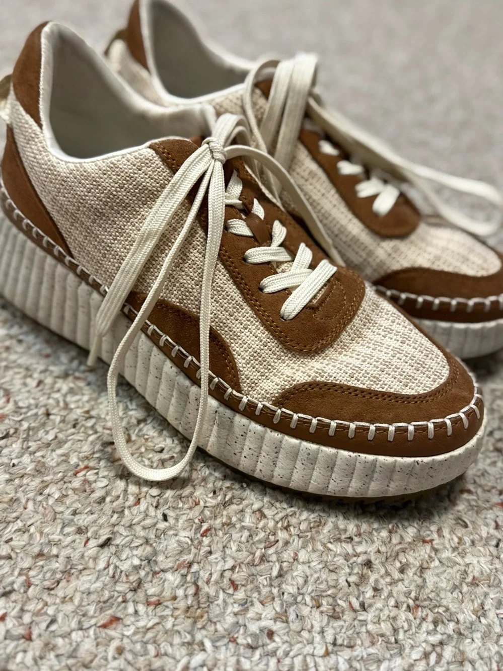 Universal Thread Cream and Tan Platform Sneaker